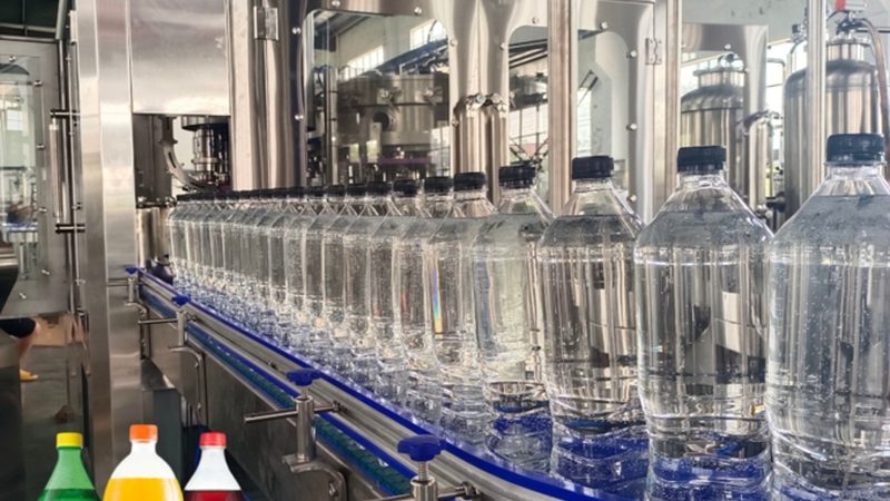 果汁灌装设备规格参数解析：揭秘高效灌装的秘密